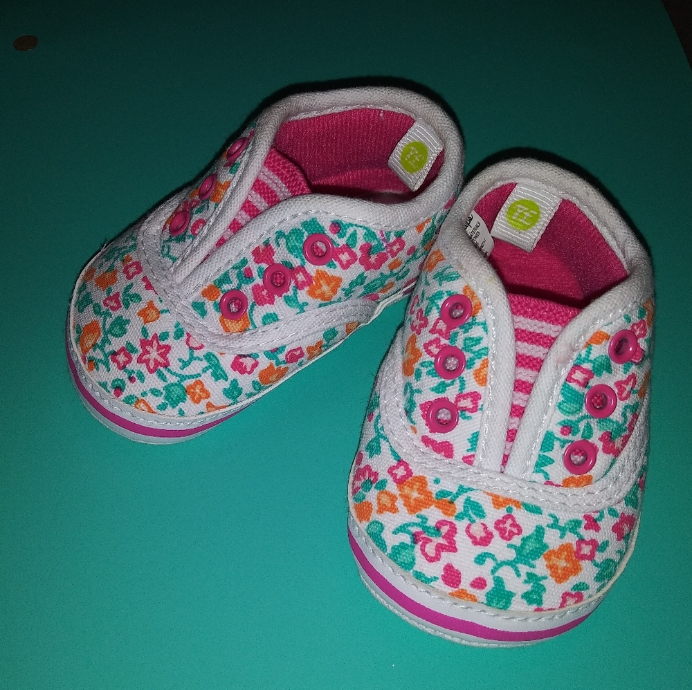 Size 0 bby girl shoes
